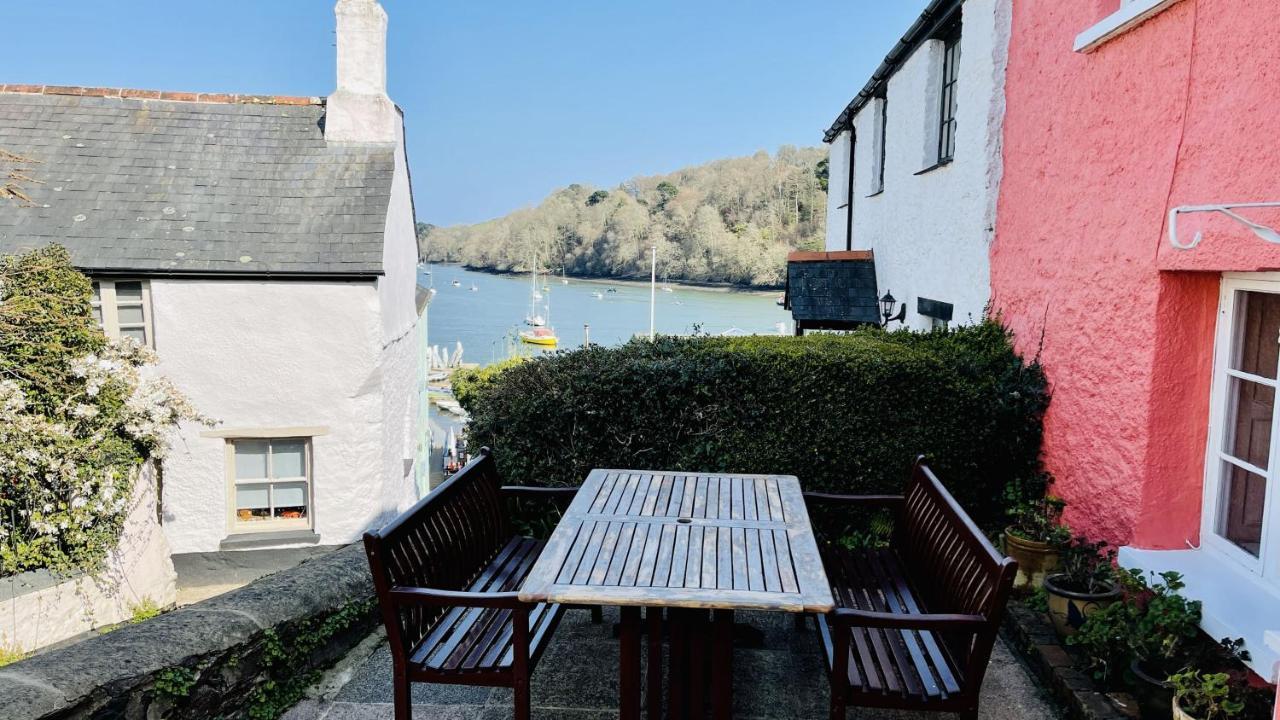 Holly Cottage - Characterful Cottage A Stones Throw From River Dart With Front & Back Patios Dittisham Exterior photo