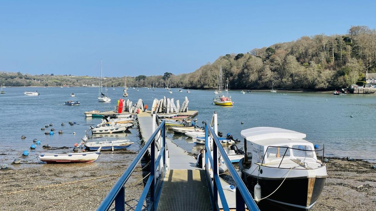 Holly Cottage - Characterful Cottage A Stones Throw From River Dart With Front & Back Patios Dittisham Exterior photo